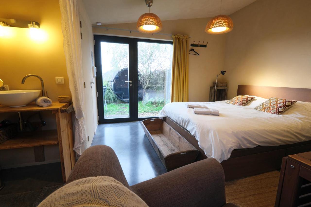 Maison d'Hôtes Cerf'titude Érezée Extérieur photo