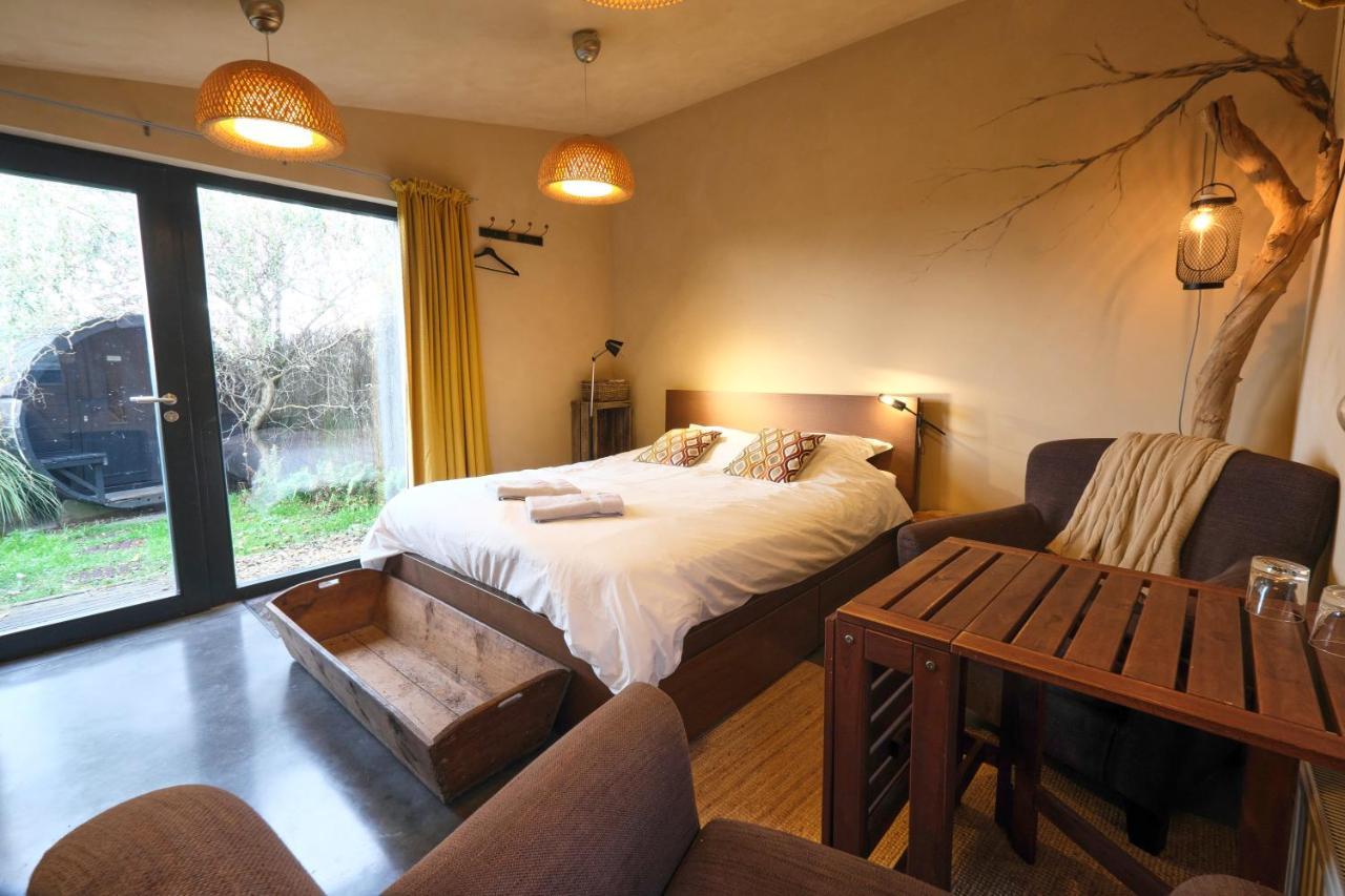 Maison d'Hôtes Cerf'titude Érezée Extérieur photo