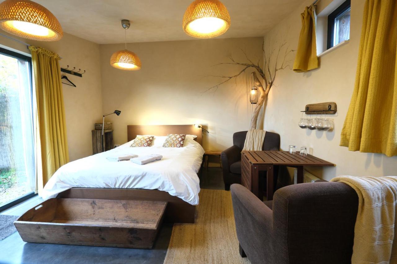 Maison d'Hôtes Cerf'titude Érezée Extérieur photo